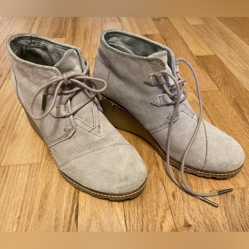 Toms Kala Suede Wedge Bootie